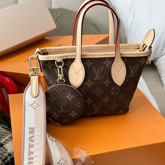 NEVERFULL BB - Picture 1 of 6